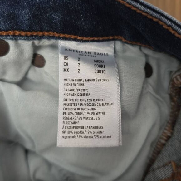 American Eagle Women's Size 2 Short Blue Low Rise Flare Jeans - Picture 4 of 7